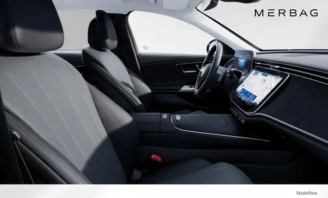 Mercedes-Benz E 300 de 4MATIC T-Modell Ansicht 5