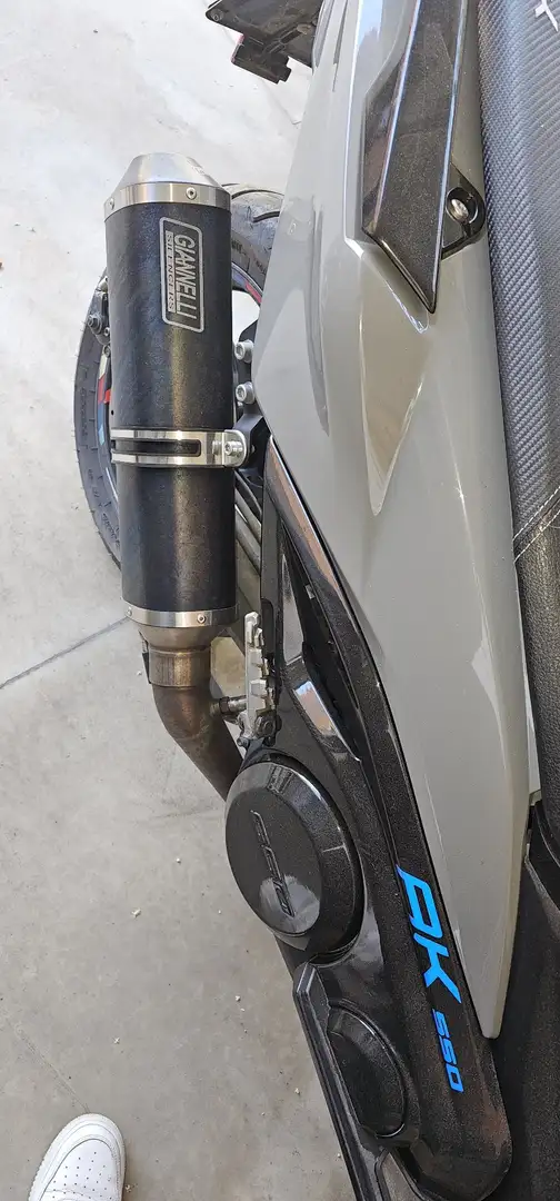 Kymco AK 550 Grigio - 1