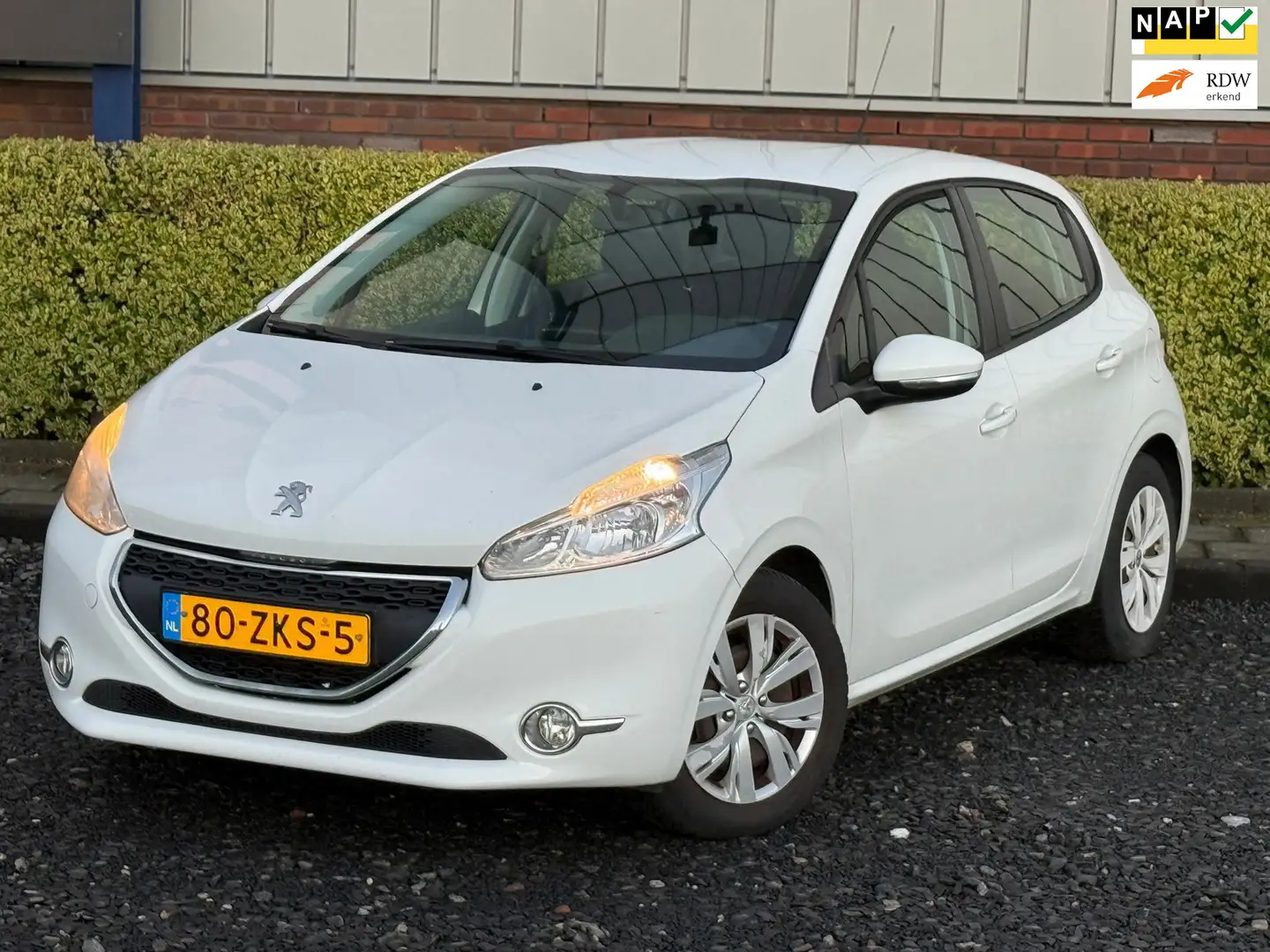 Peugeot 208 1.2 VTi / APK / Navi / Blue Lease Wit - 1