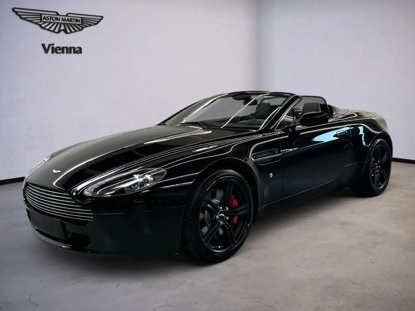 Aston Martin Vantage Roadster / 4,7L / Jet Black Schwarz - 1