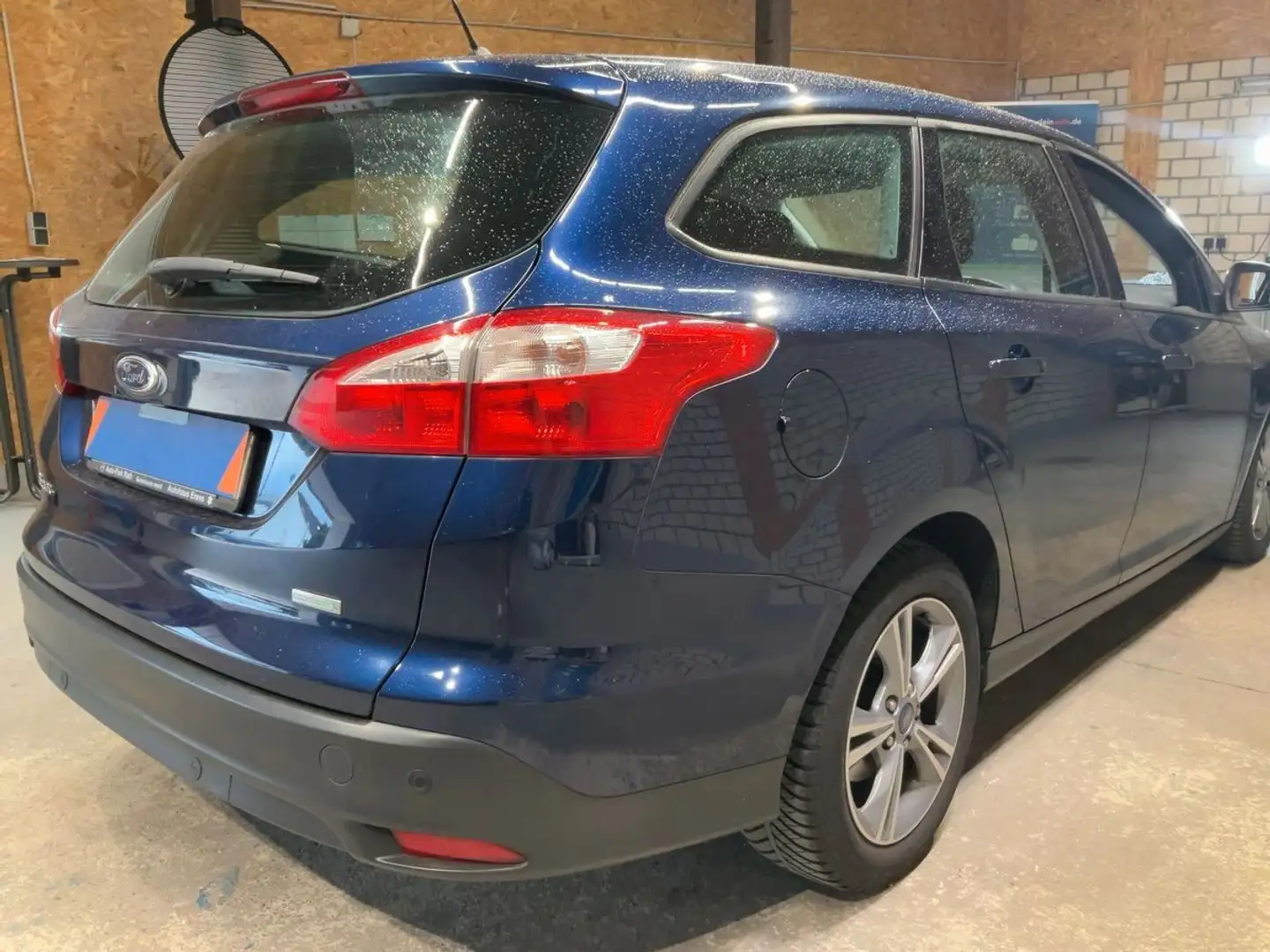 Ford Focus Turnier ZAHRNIEMEN NEU/PDC/KLIMAAUT. Blau - 2