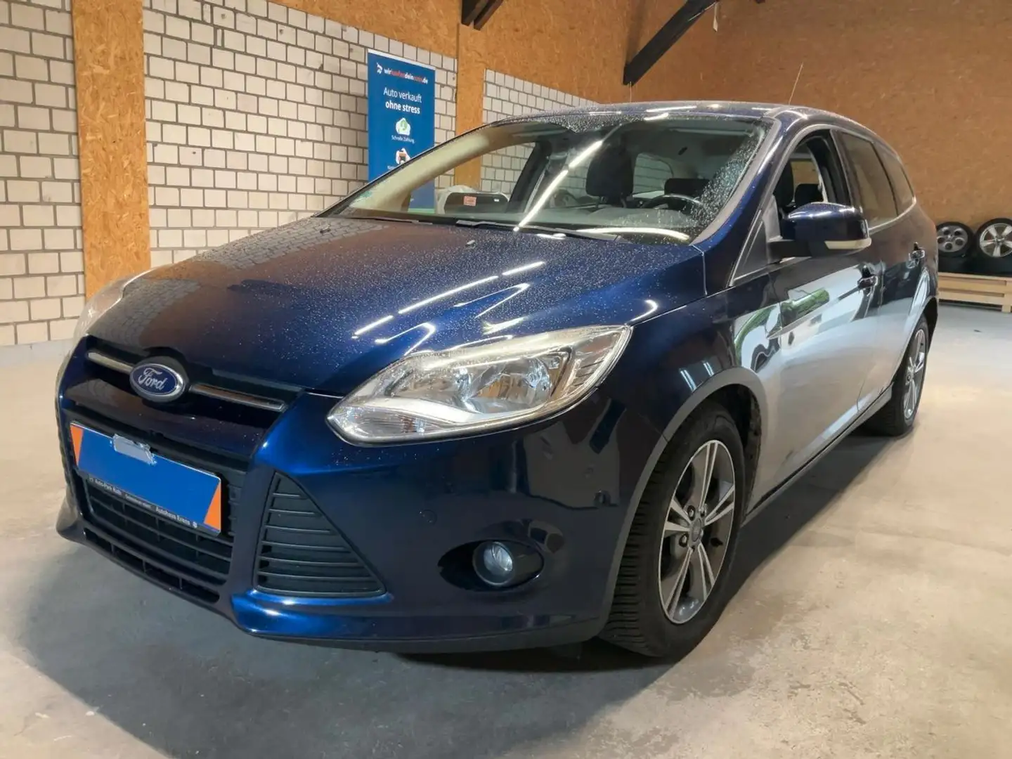 Ford Focus Turnier ZAHRNIEMEN NEU/PDC/KLIMAAUT. Blau - 1