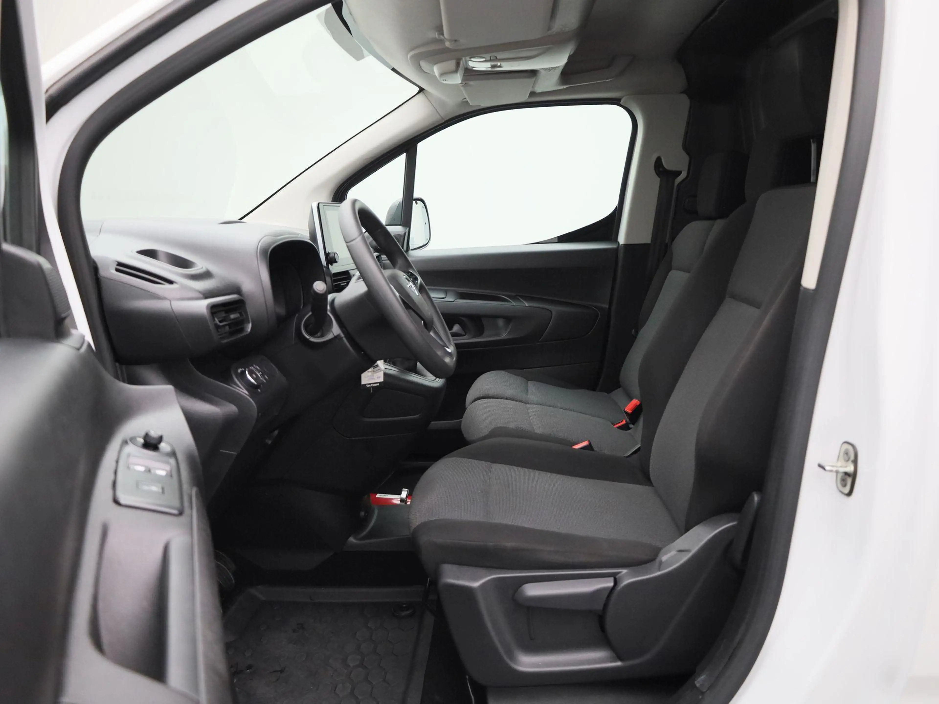 Opel Combo 1.5 Turbo 75kW Light L1H1 | PDC A | Android Auto | — photo 13
