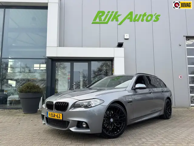 BMW 520 5-serie Touring 520i Executive * M-Pakket * Naviga