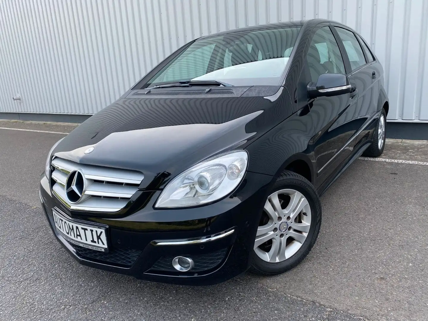 Mercedes-Benz B 160 Automatik AHK Sitzhzg.Bluetooth PDC Schwarz - 1