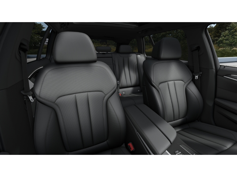 BMW 540 d xDrive Touring Pano HUD H&K AHK Laser — photo 4