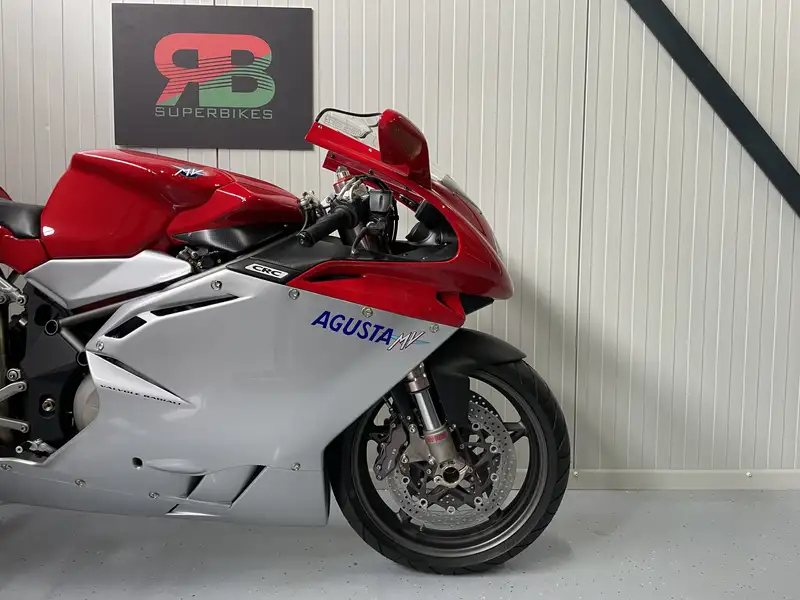 MV Agusta F4 750 - foto 3
