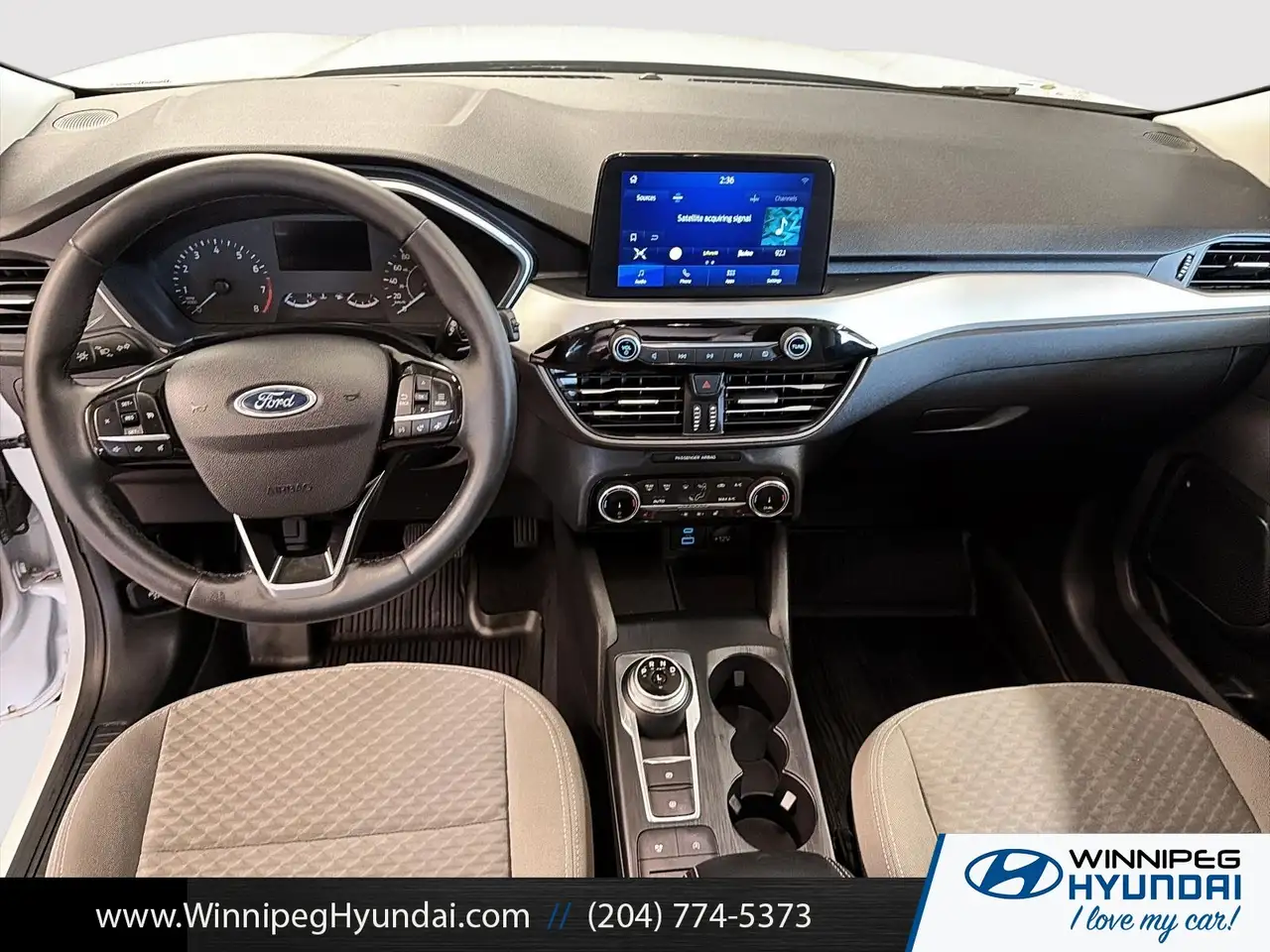 Ford Escape снимка Ford Escape