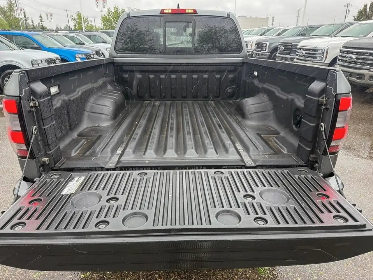 Nissan Frontier снимка Nissan Frontier