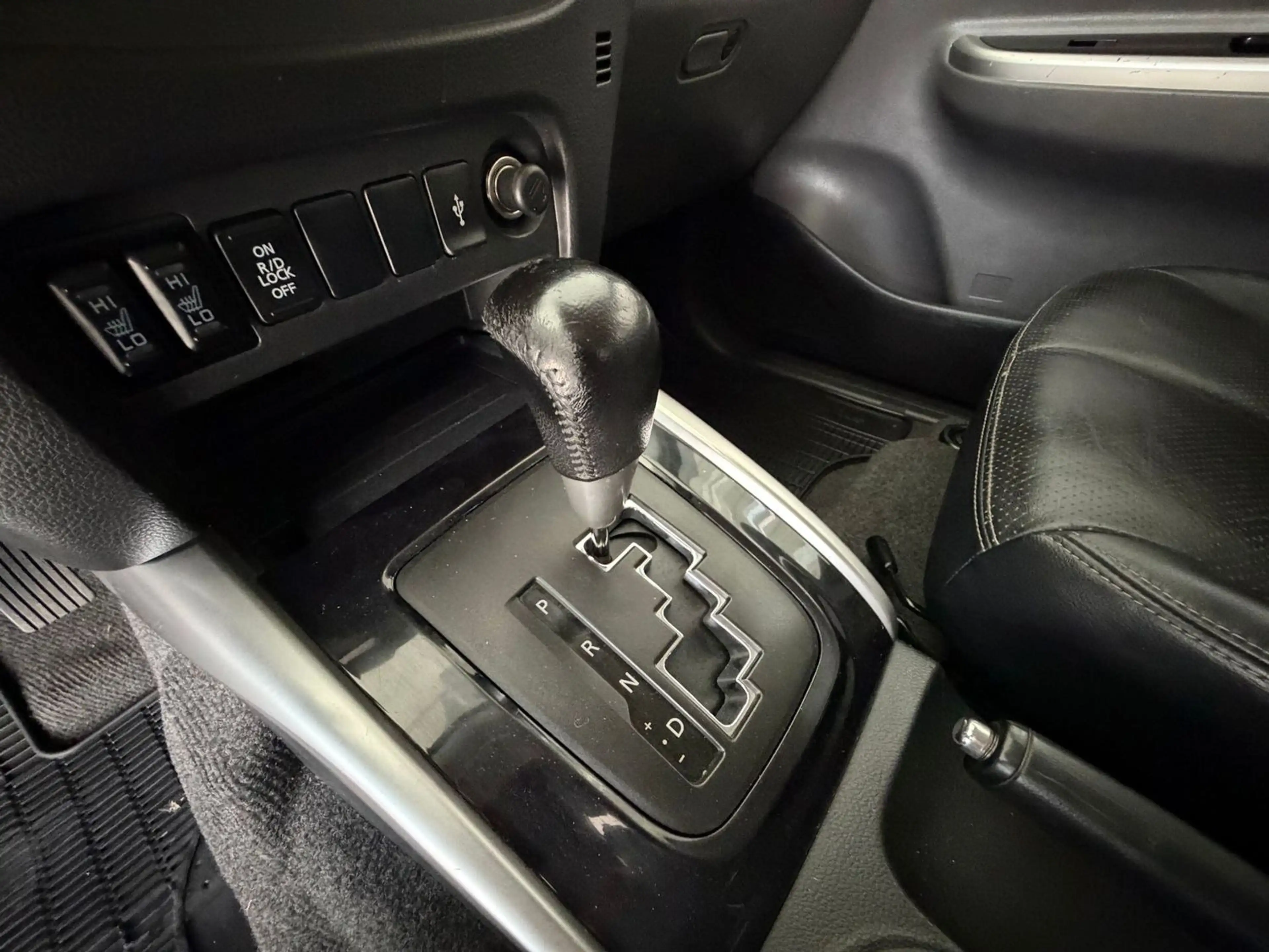 Fiat Fullback Double Cab LX Automatik/Navi/Leder/Kamera/AHK — photo 12