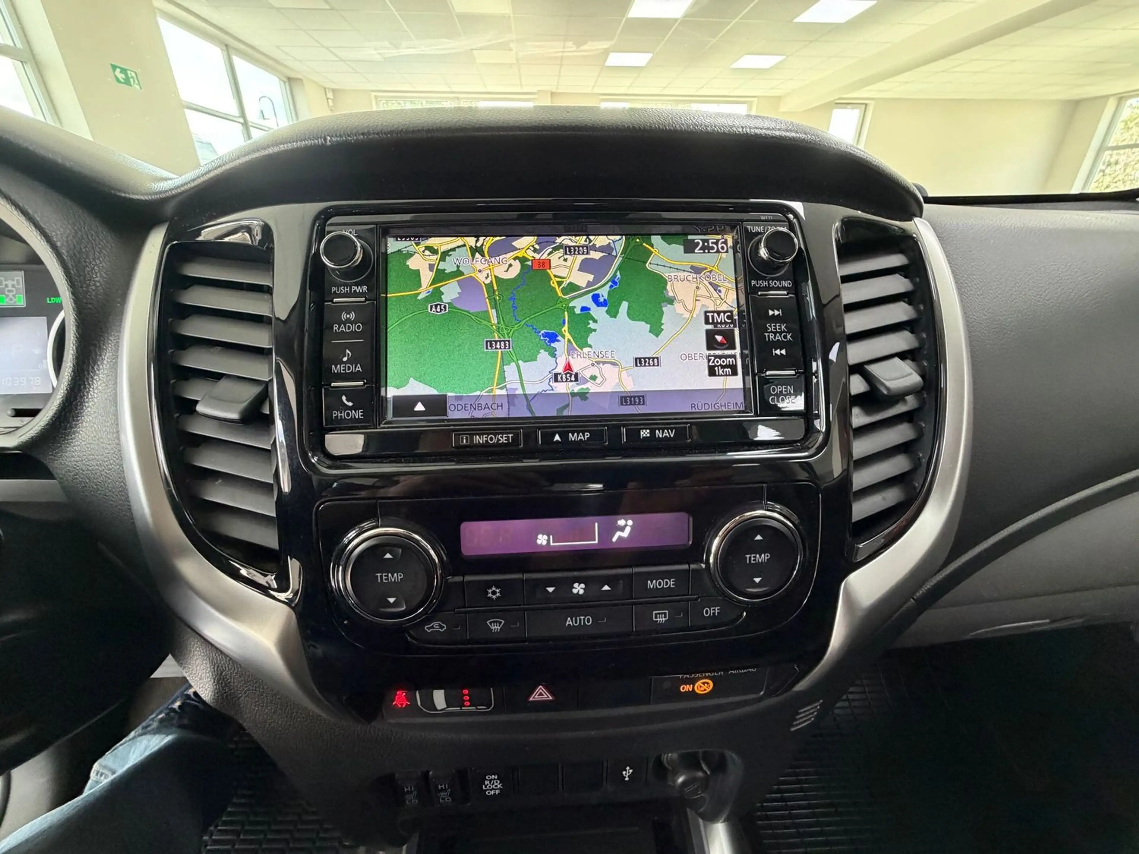 Fiat Fullback Double Cab LX Automatik/Navi/Leder/Kamera/AHK — photo 8