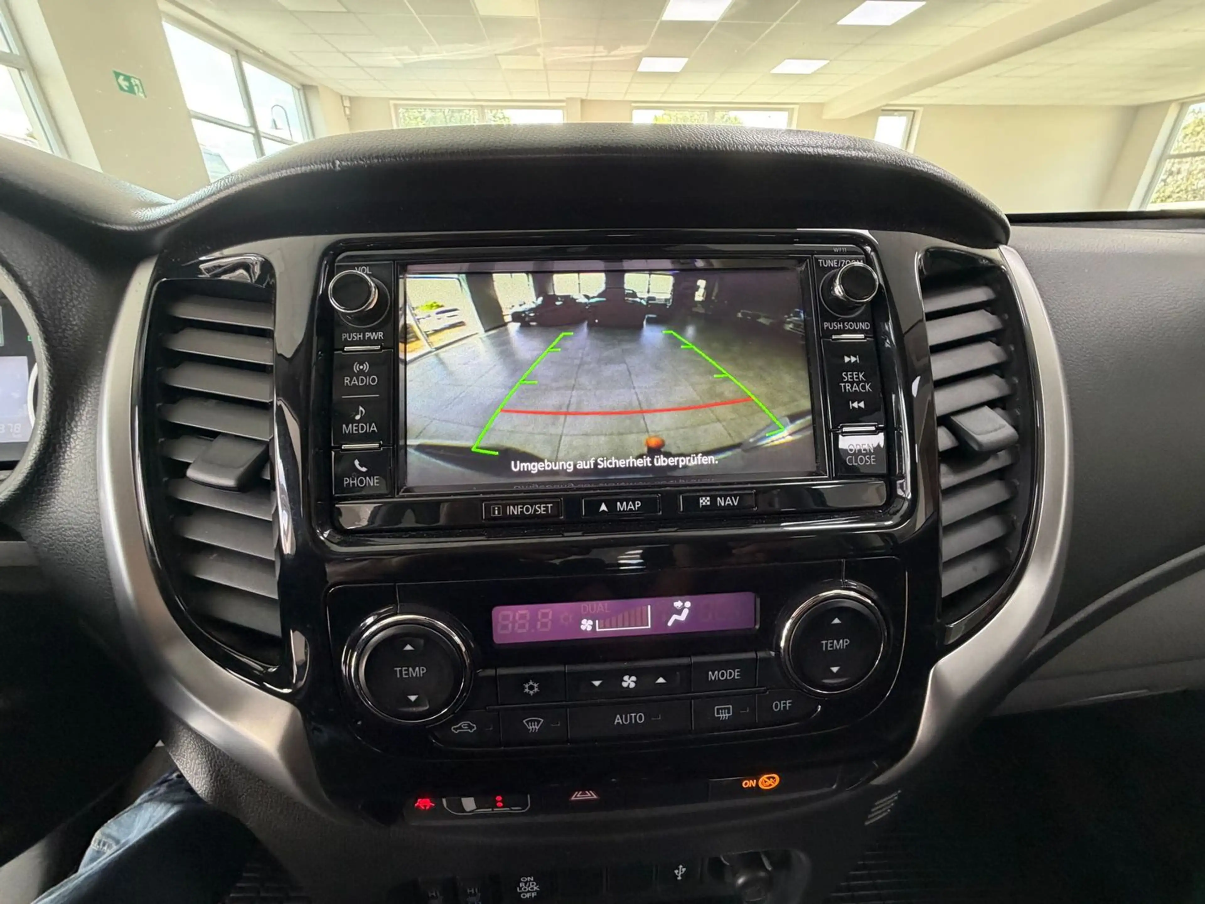 Fiat Fullback Double Cab LX Automatik/Navi/Leder/Kamera/AHK — photo 9