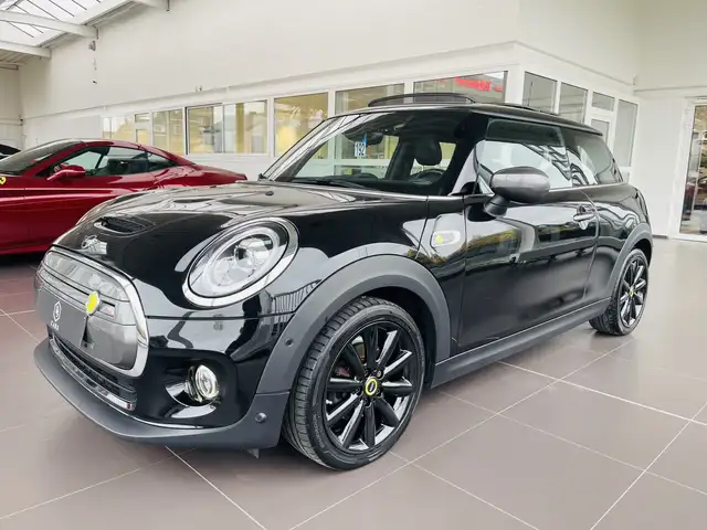 MINI Cooper SE 28.9 kWh *** GARANTIE + TOIT PANO + LED + GPS ***