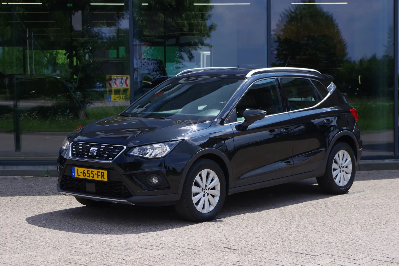 SEAT Arona 1.0 TSI Style 115 PK Automaat Business Intense, Ad Zwart - 1