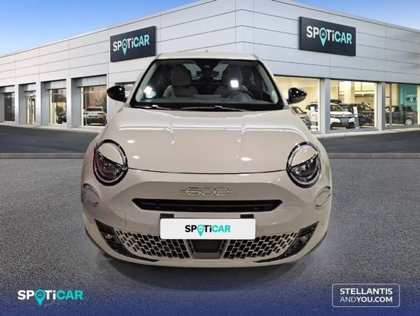 Fiat 600 MHEV 1.2 74kW (100CV) DDCT - Gris - 2
