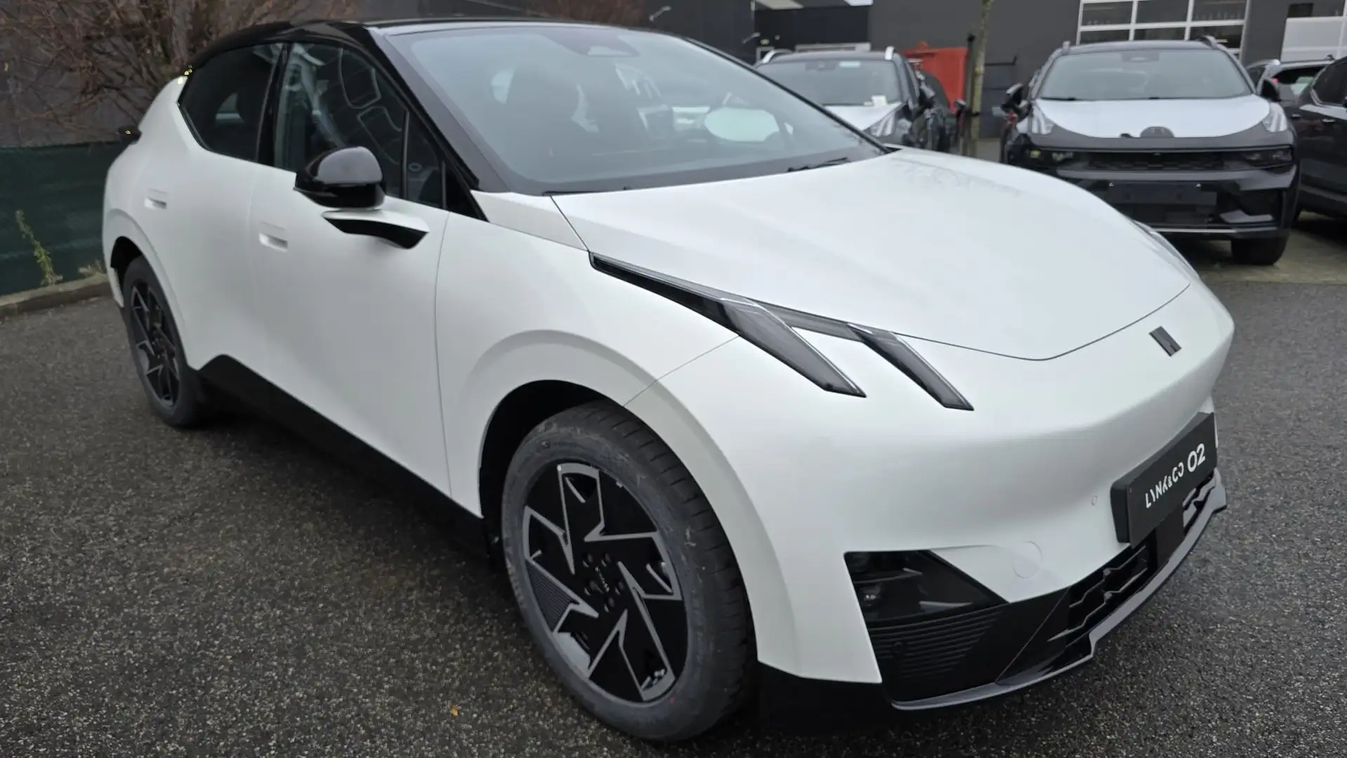 Lynk & Co 02 66 kWh Core - Stock Actie Weiß - 2