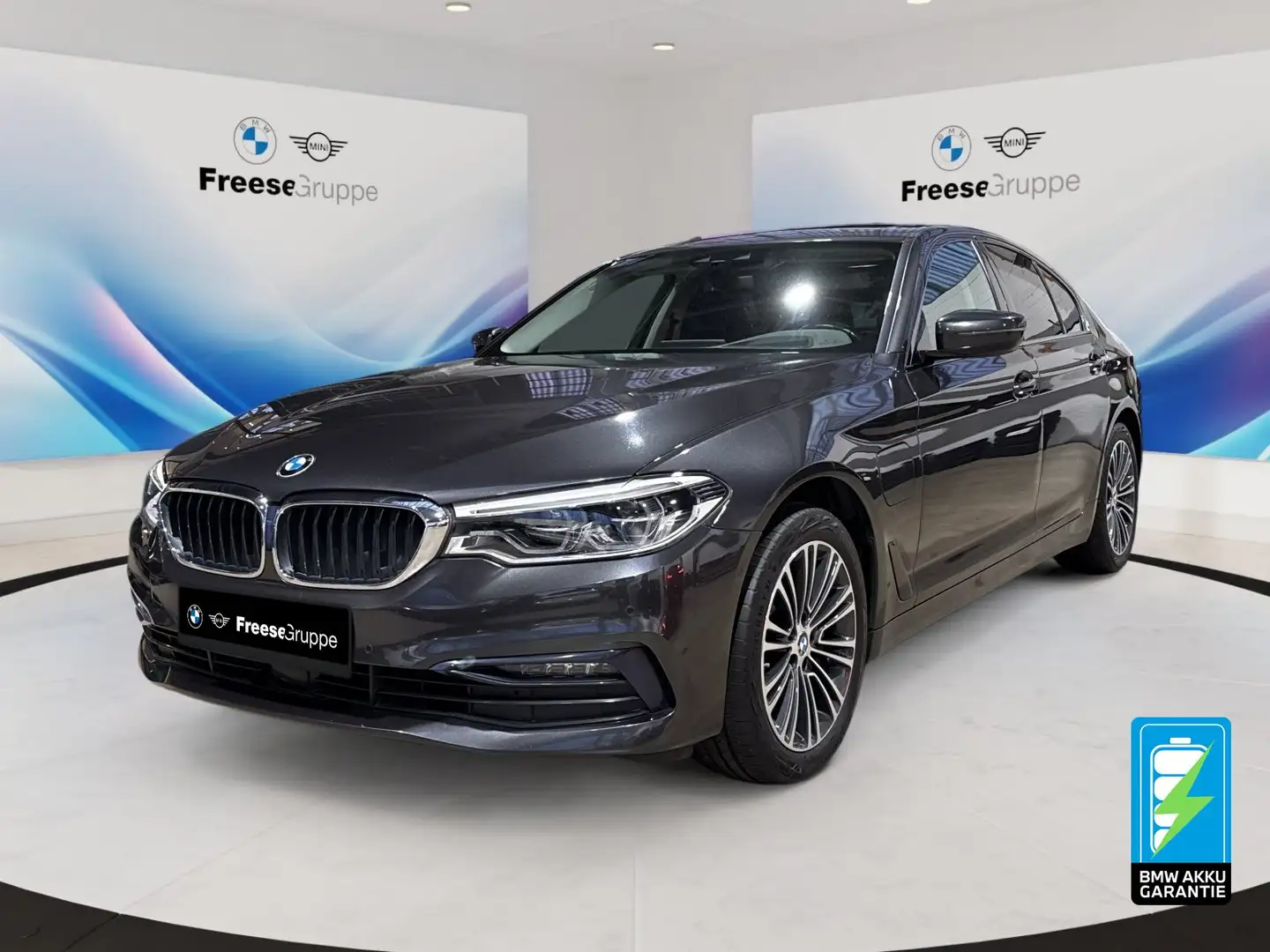 BMW 530 e iPerformance Limousine Sport Line Grau - 1