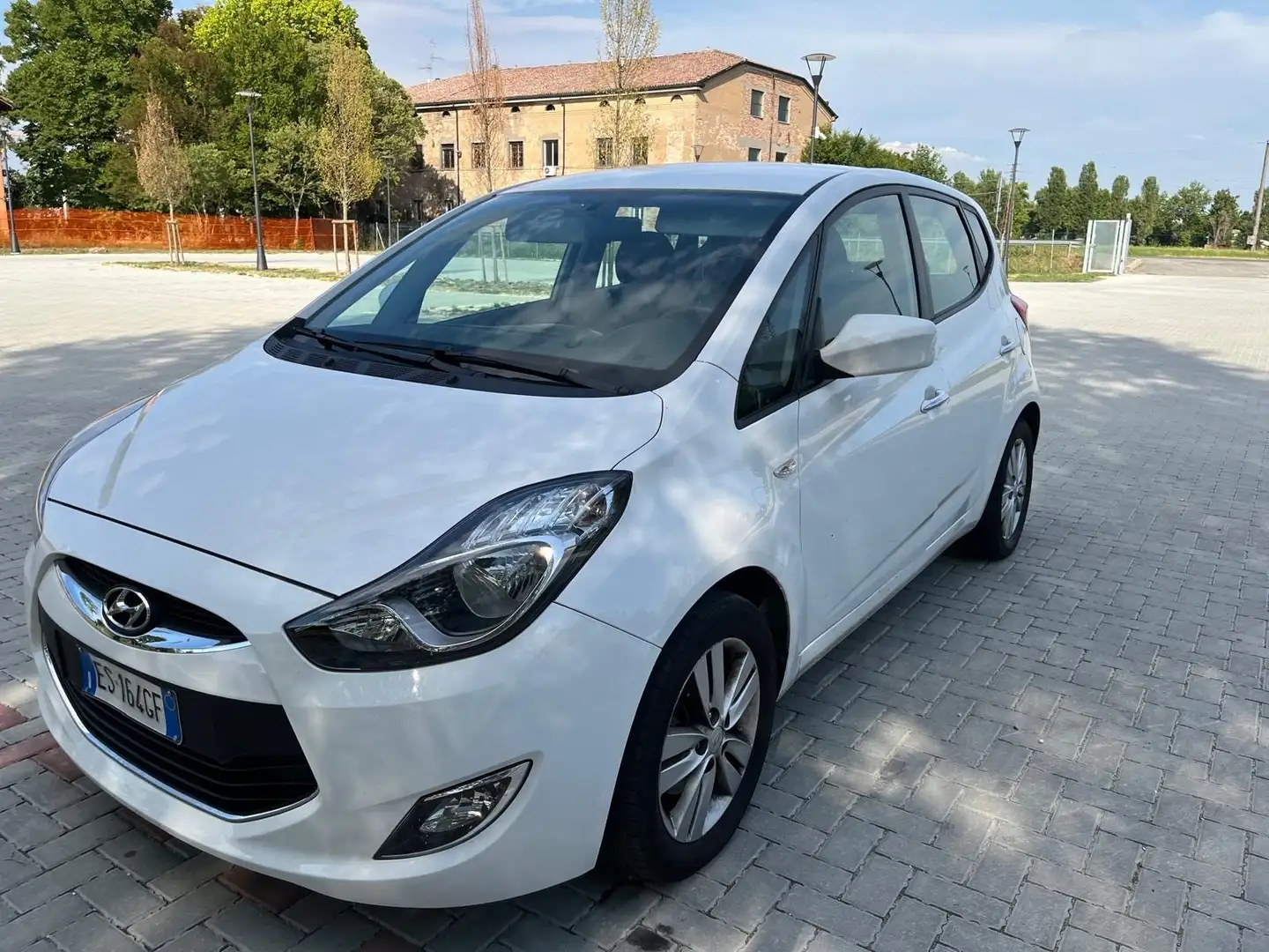 Hyundai iX20 ix20 1.6 crdi Style Bianco - 2