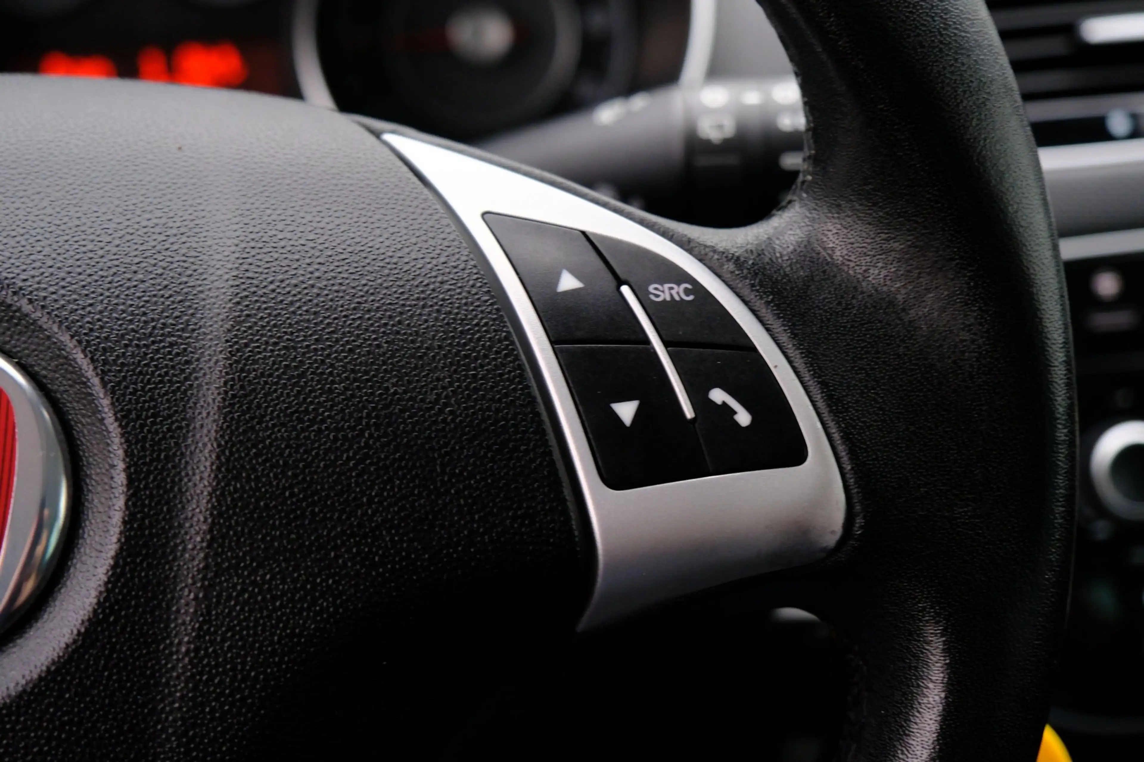 Fiat Punto Evo 0.9 TwinAir Sempre 5-drs Clima|LMV|Cruise — photo 24