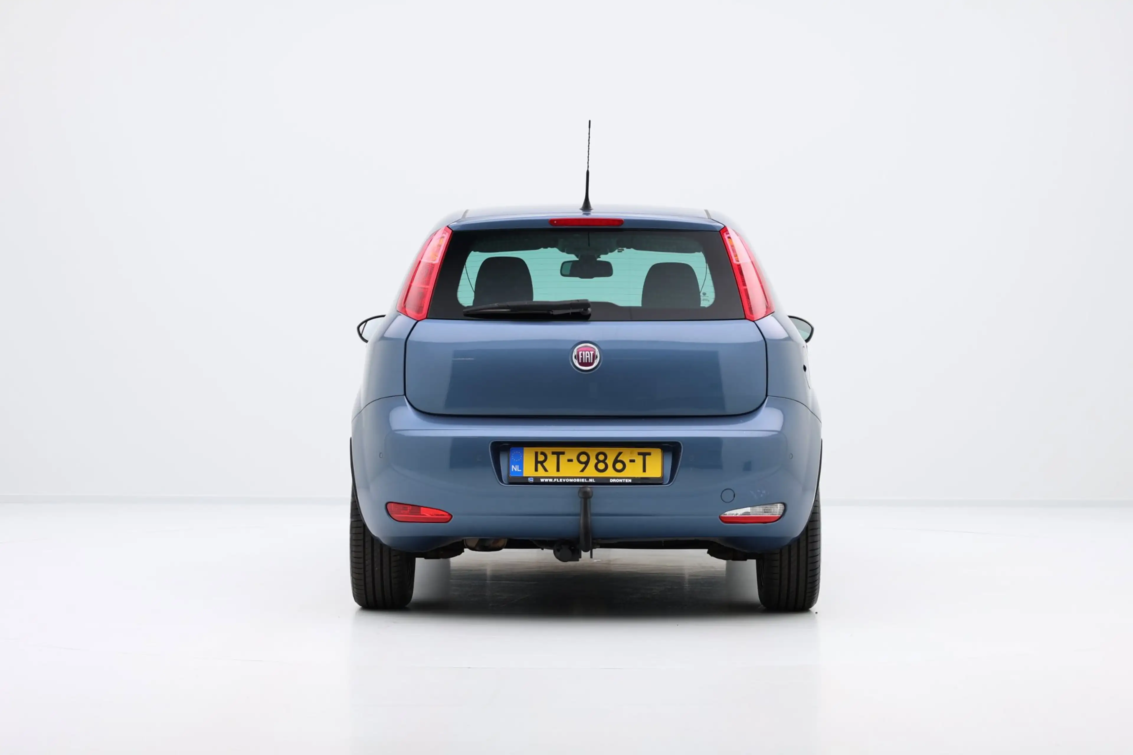 Fiat Punto Evo 0.9 TwinAir Sempre 5-drs Clima|LMV|Cruise — photo 8