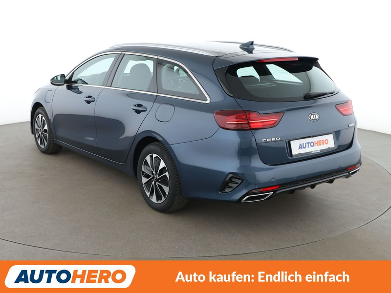 Kia Ceed / cee'd 1.6 Plug-in Hybrid Spirit Aut.*LED*TEMPO*PDC*SHZ* — photo 4