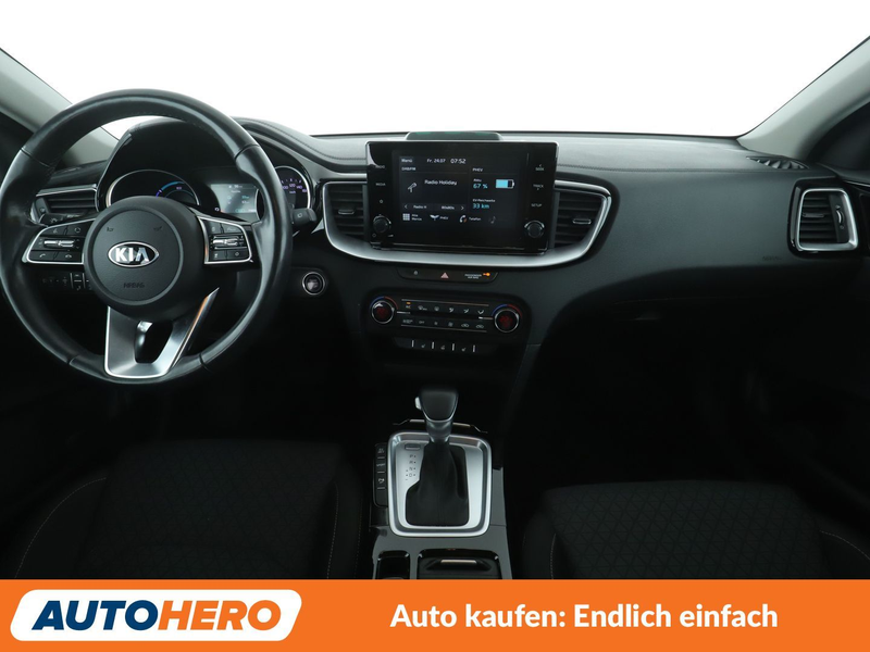 Kia Ceed / cee'd 1.6 Plug-in Hybrid Spirit Aut.*LED*TEMPO*PDC*SHZ* — photo 12