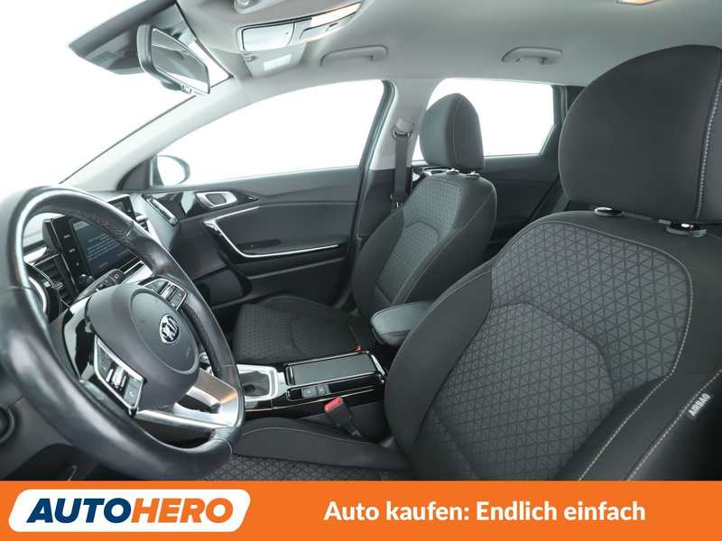 Kia Ceed / cee'd 1.6 Plug-in Hybrid Spirit Aut.*LED*TEMPO*PDC*SHZ* — photo 10