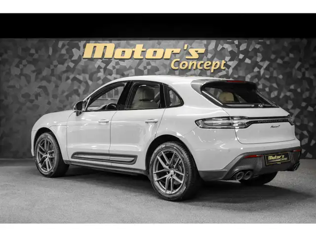 Porsche Macan view 7