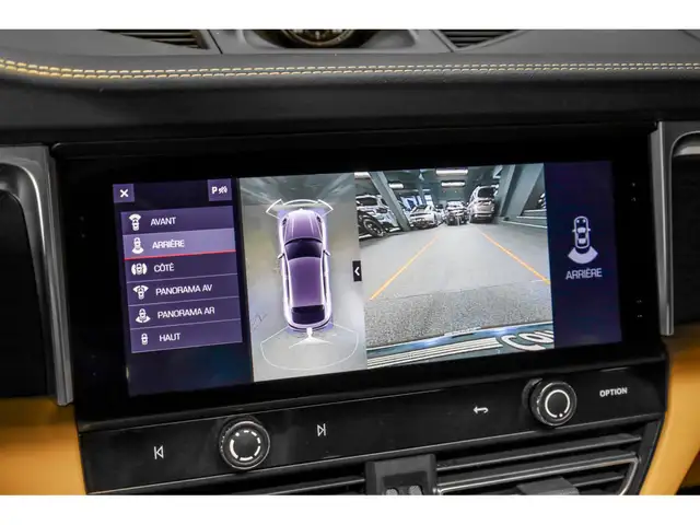 Porsche Macan view 11
