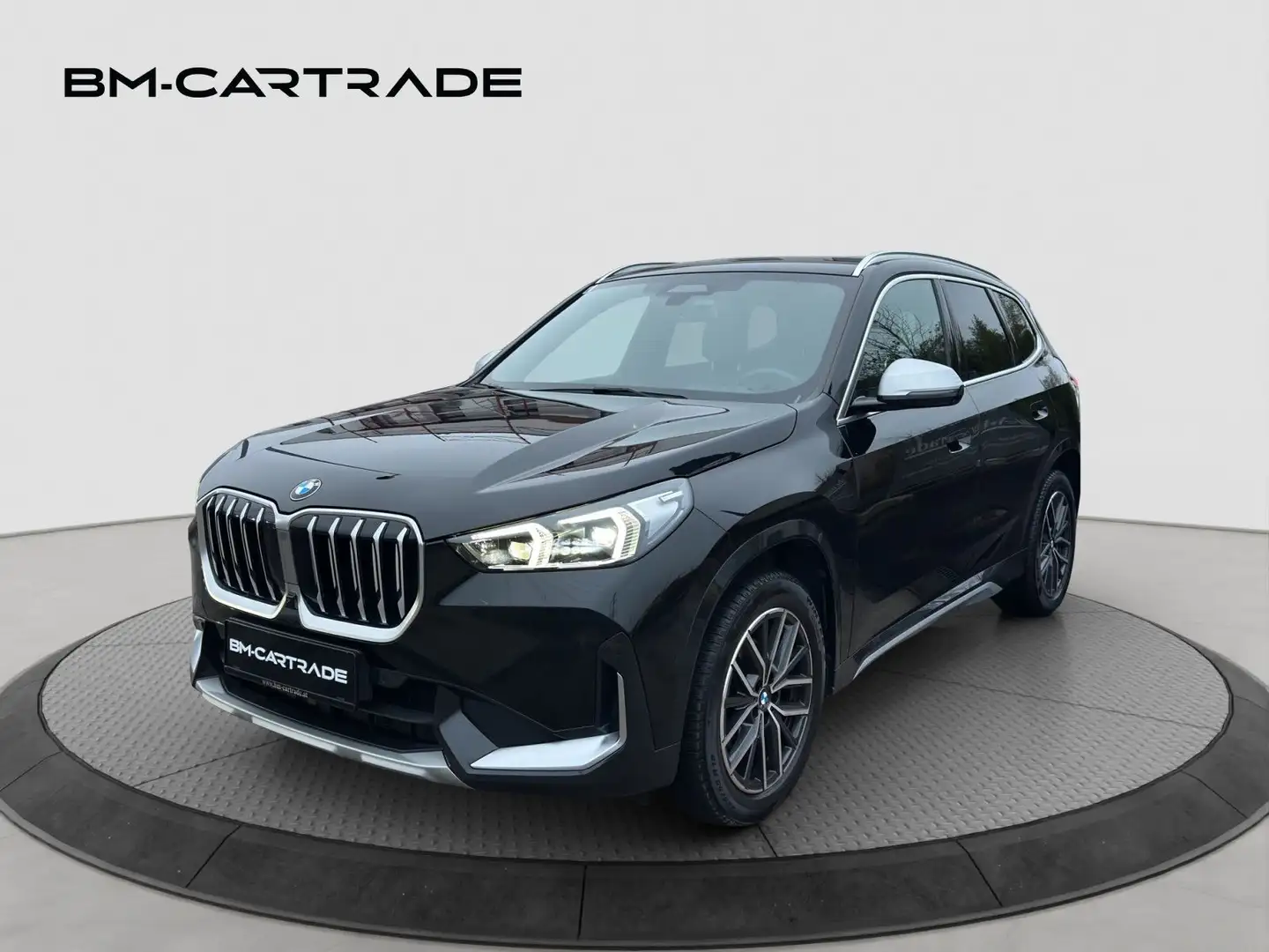 BMW X1 xDrive20d 48V Aut./Garantie/Memory/360°/VOLL Schwarz - 1