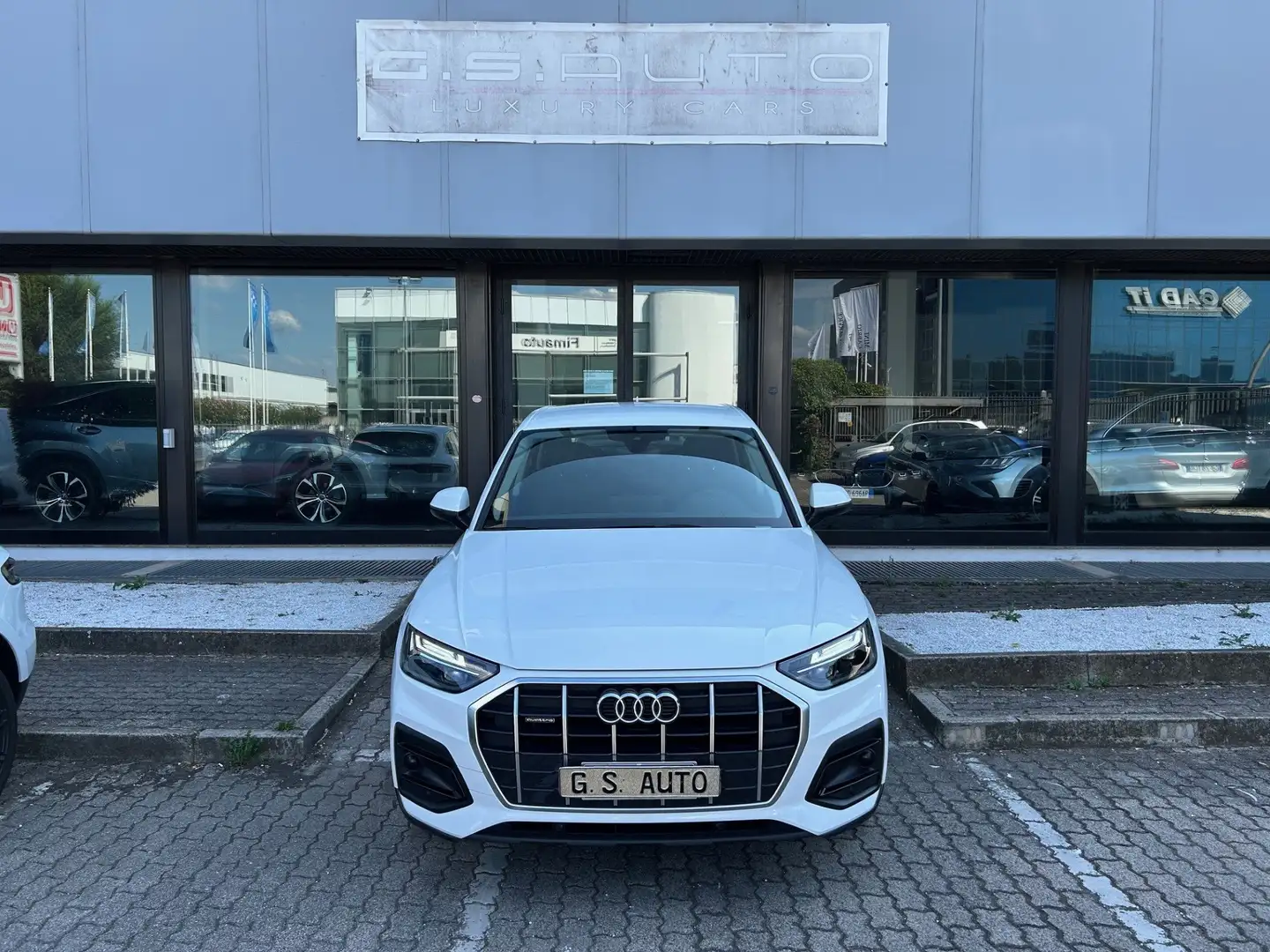 Audi Q5 Sportback SPB 40 2.0 tdi mhev 12V quattro s-tronic Bianco - 2