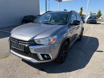 1.6 MIVEC 2WD Black