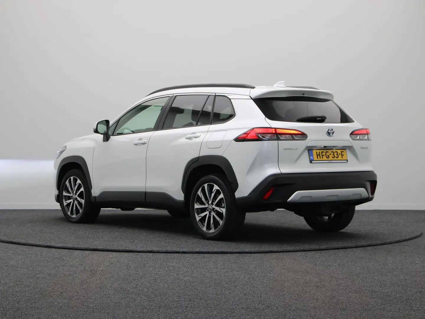 Toyota Corolla Cross Hybrid 140 Style + Premium Pack II | 10 Jaar Garan Wit - 2