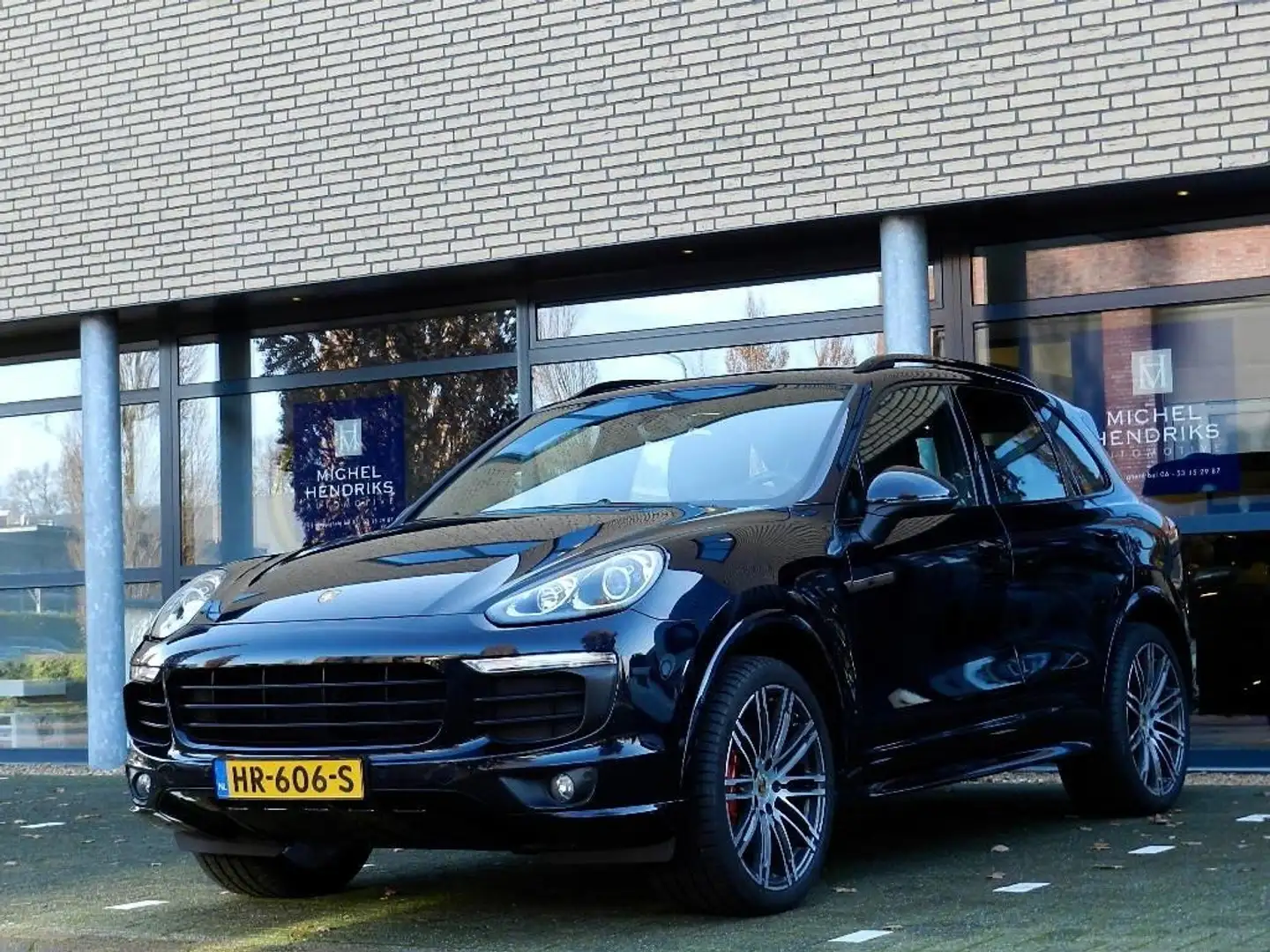 Porsche Cayenne 3.0 Hybride Blauw - 1