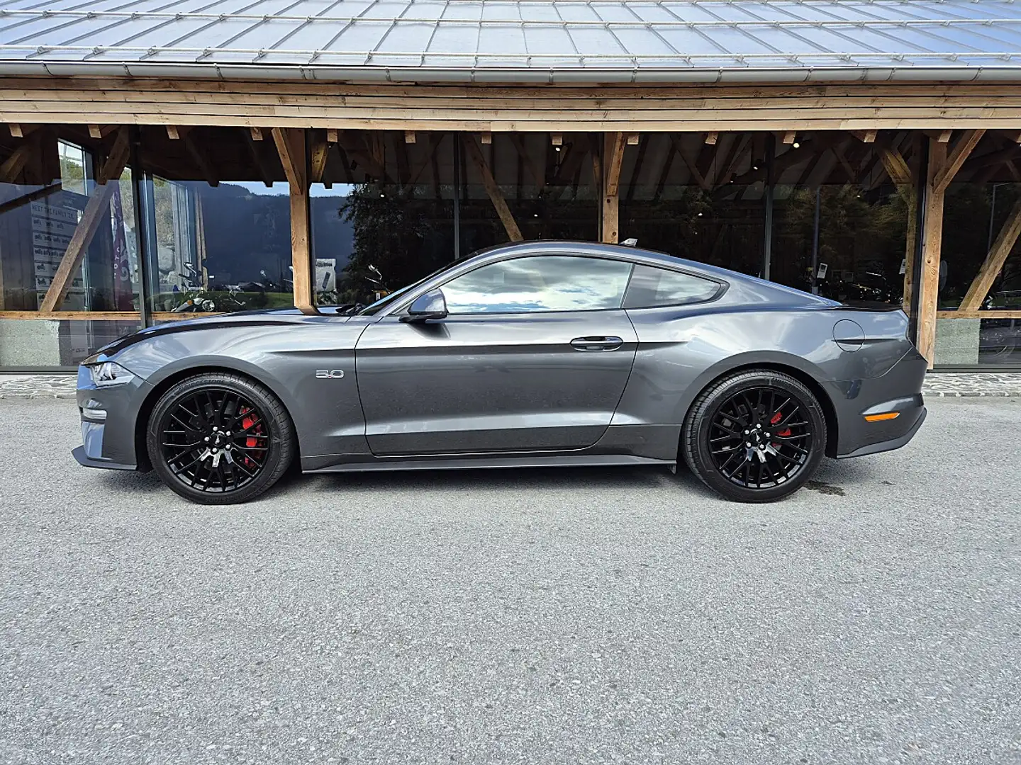 Ford Mustang 5.0 Ti-VCT V8 GT Grau - 2