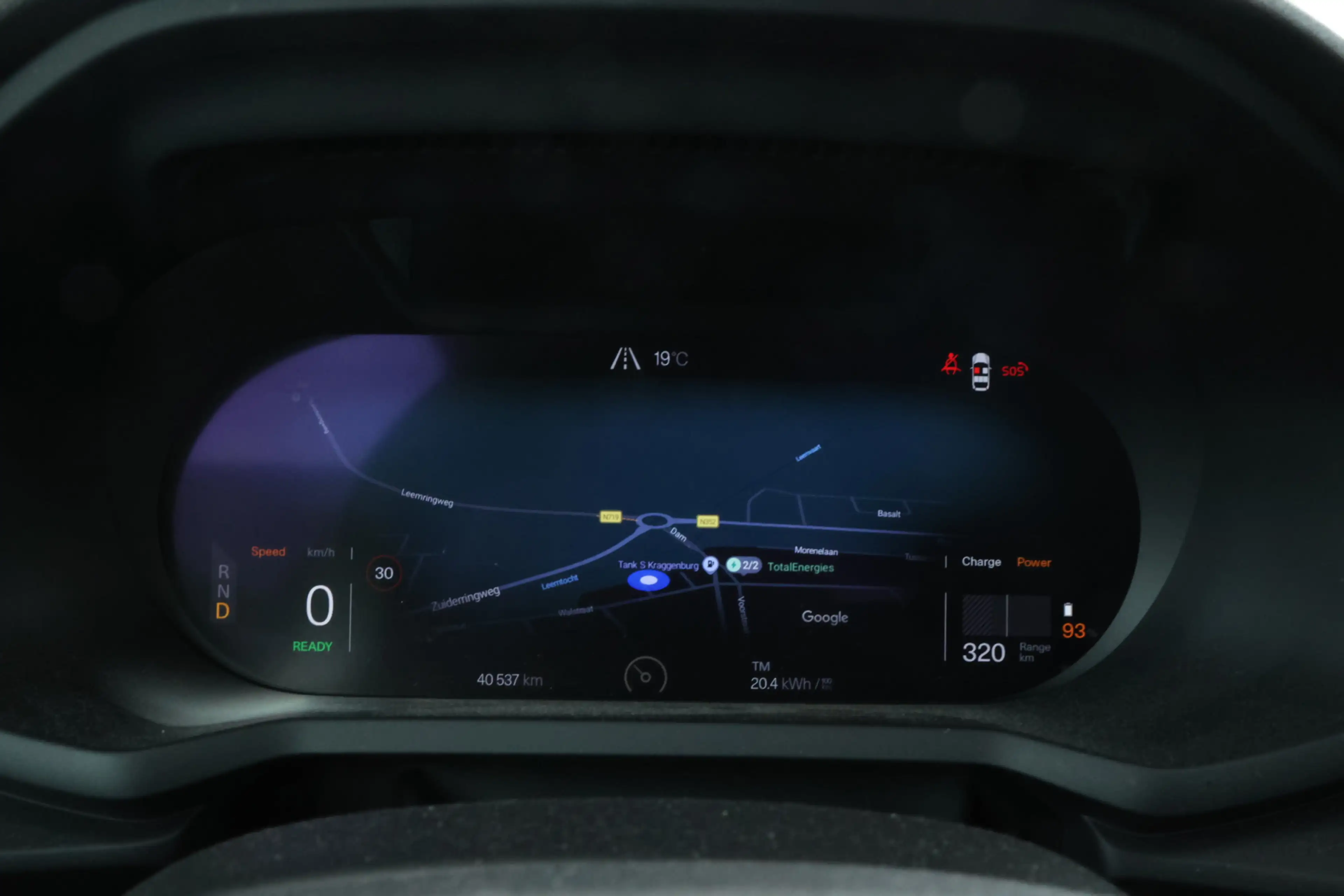 Polestar 2 Standard Range Single Motor 63kWh Digital Dash, Ad — photo 14