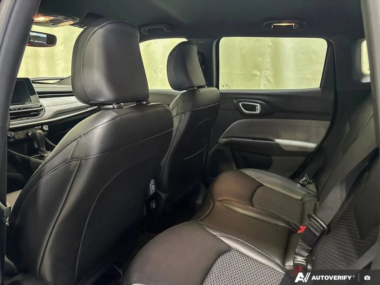 Jeep Compass снимка Jeep Compass