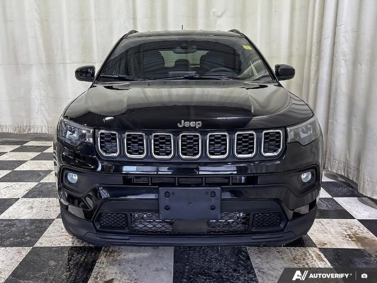 Jeep Compass снимка Jeep Compass