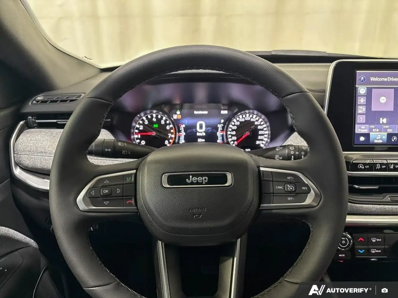 Jeep Compass снимка Jeep Compass