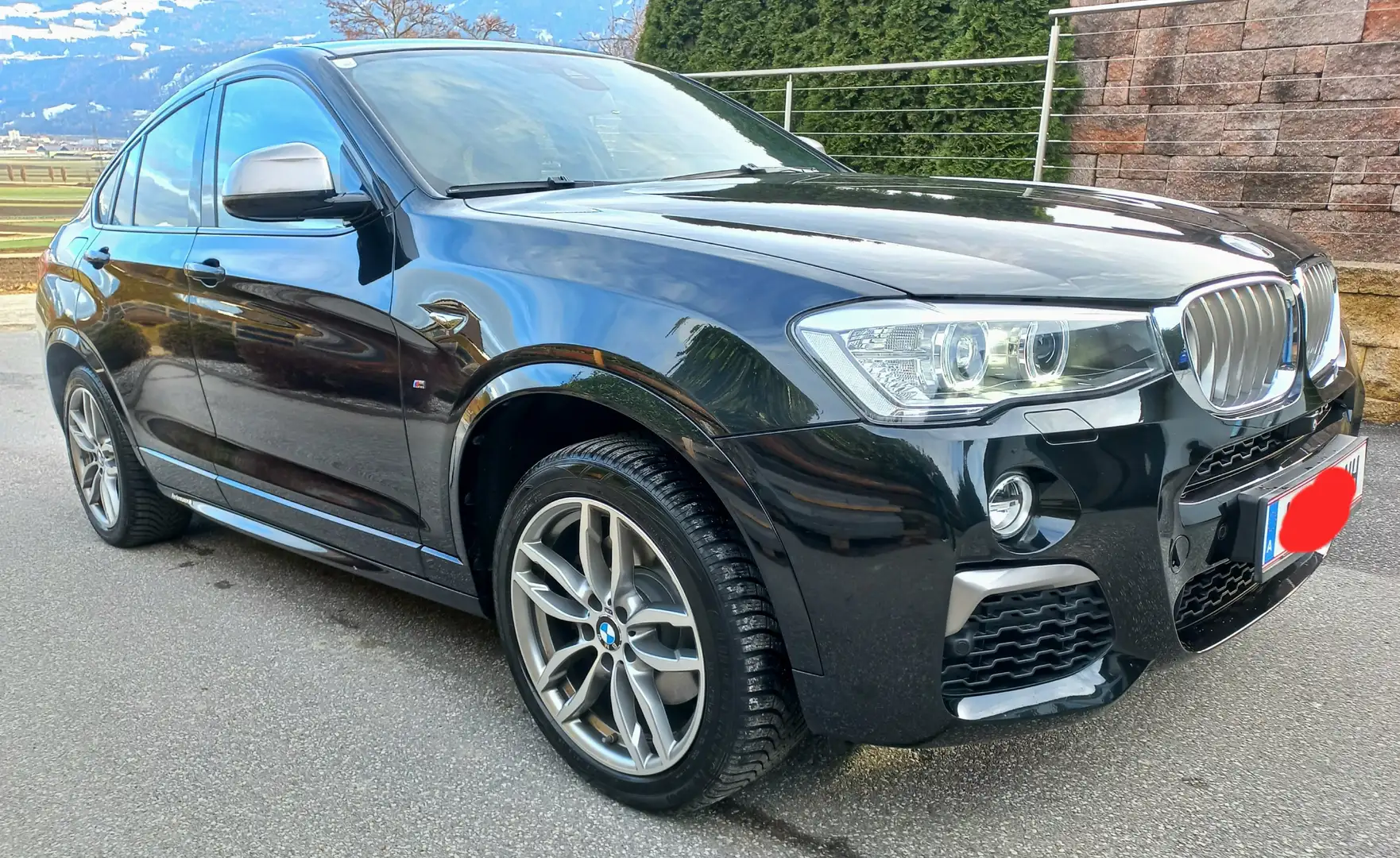 BMW X4 M X4 M40i Schwarz - 1