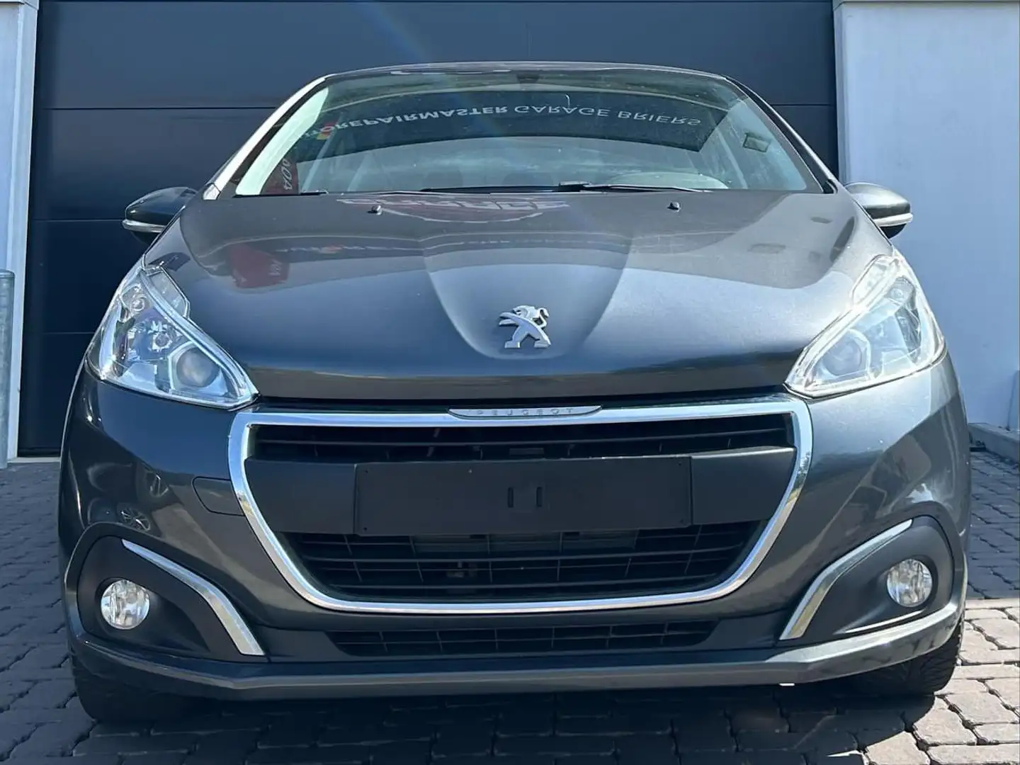 Peugeot 208 208 PureTech 82 Active Gris - 2