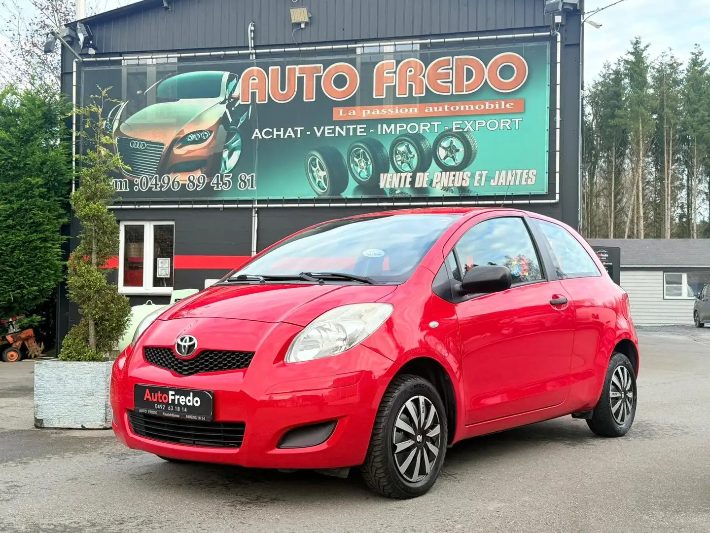 Toyota Yaris Yaris 1.0i VVT-i  * gros entretien ok * Dispo */* Rot - 2