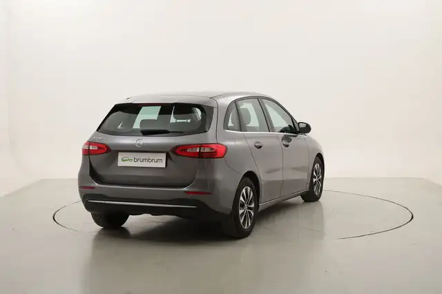 Mercedes-Benz B-Class view 5