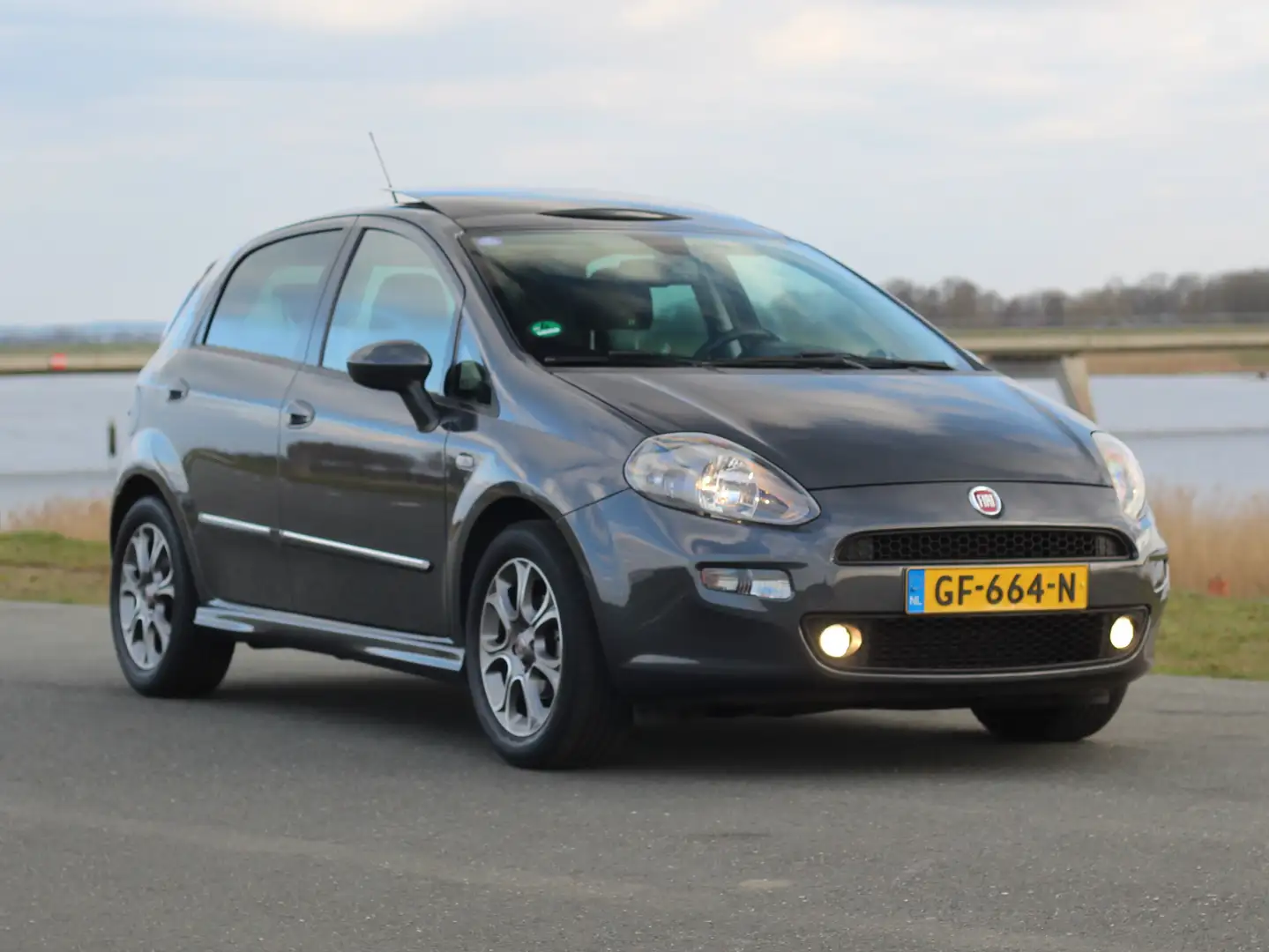 Fiat Punto Fiat Punto 0.9 TwinAir | Pano Dak | Sport | 2e eig Gri - 1
