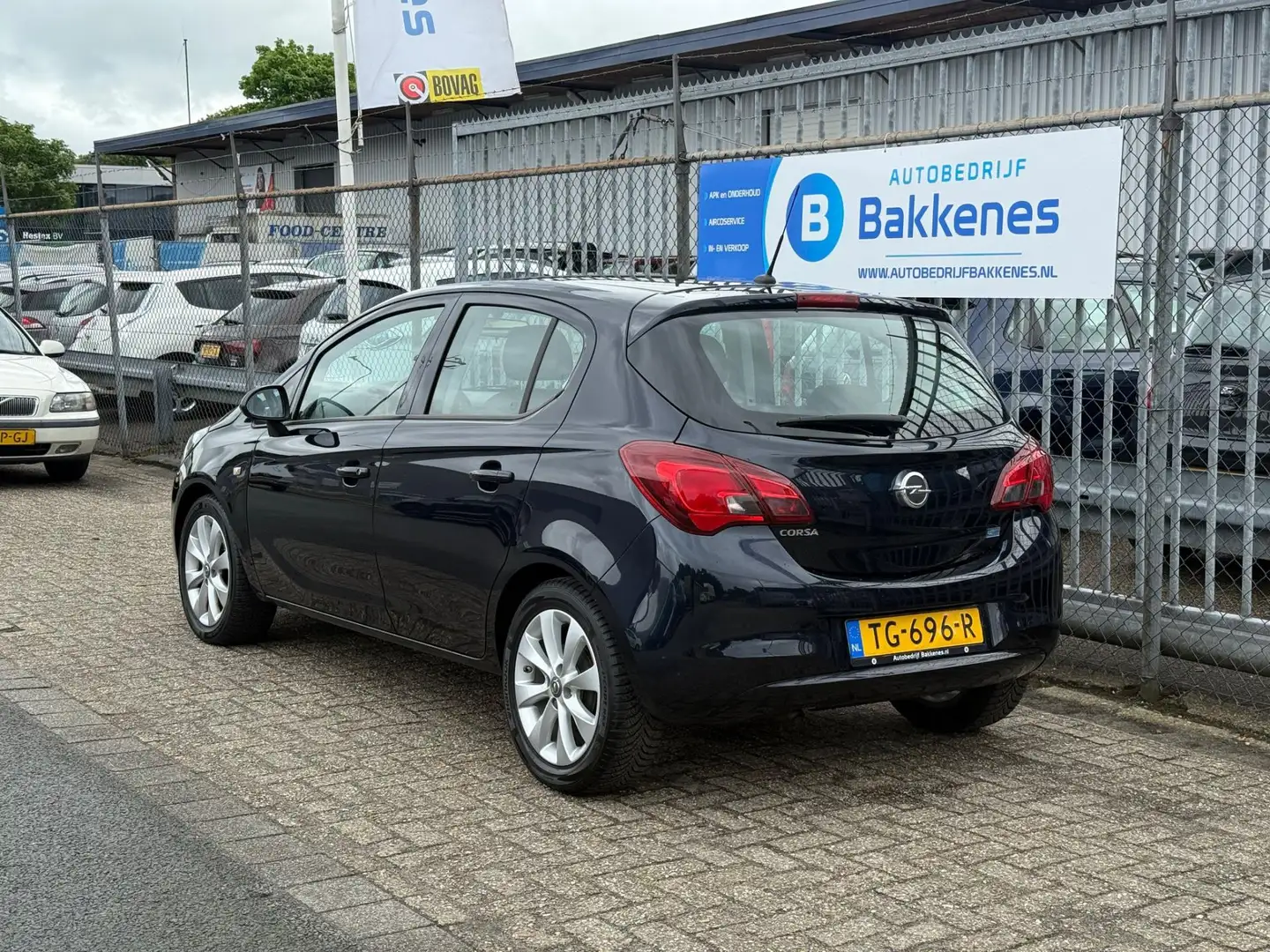 Opel Corsa 1.4 Favourite | Airco | Cruise | Carplay Blau - 2