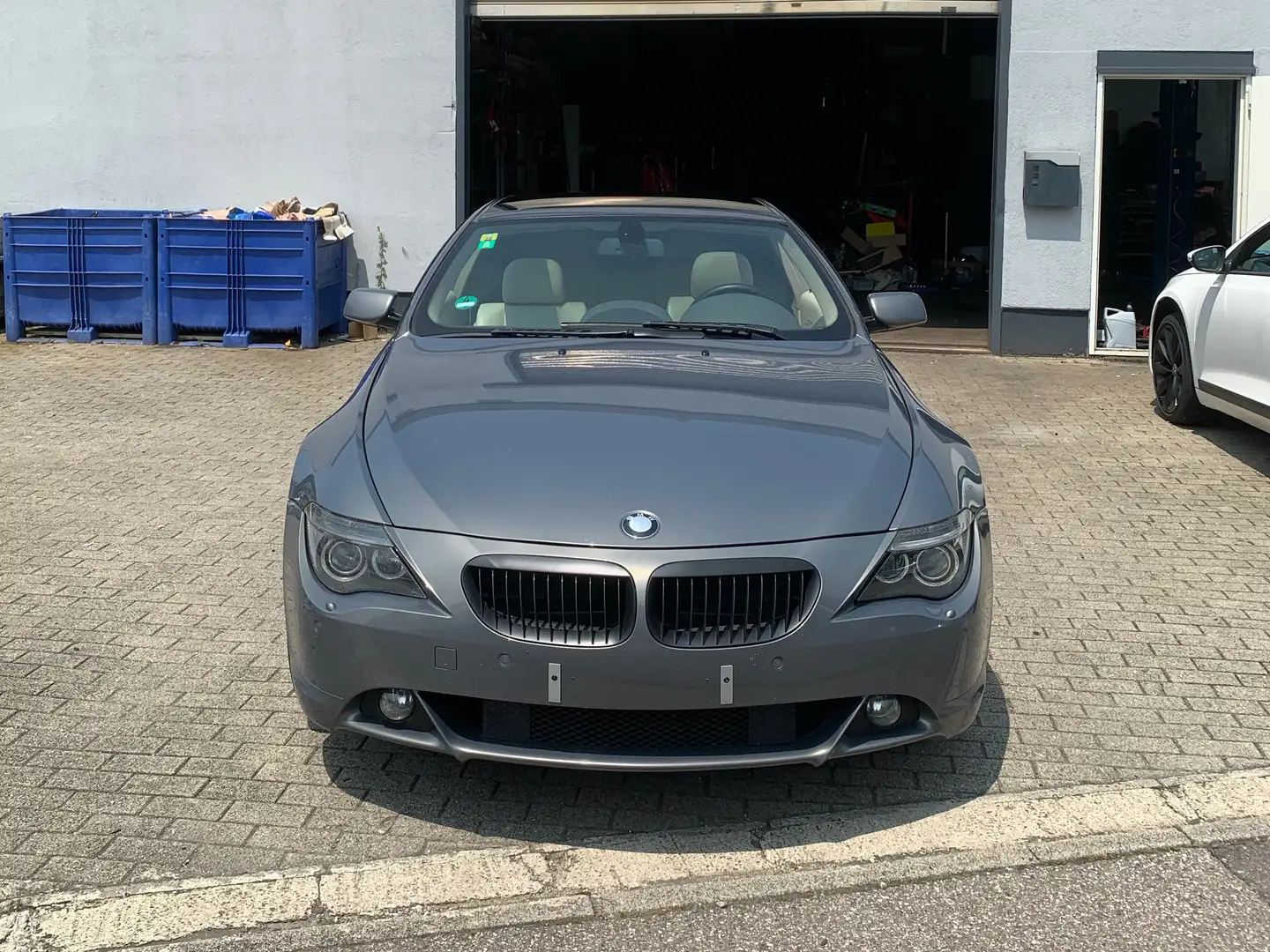 BMW 630 630i Grau - 2
