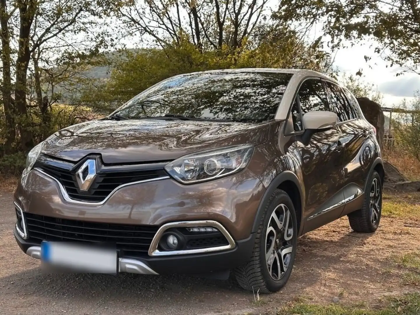 Renault Captur 1.5 dCi 90 Helly Hansen EDC - 1
