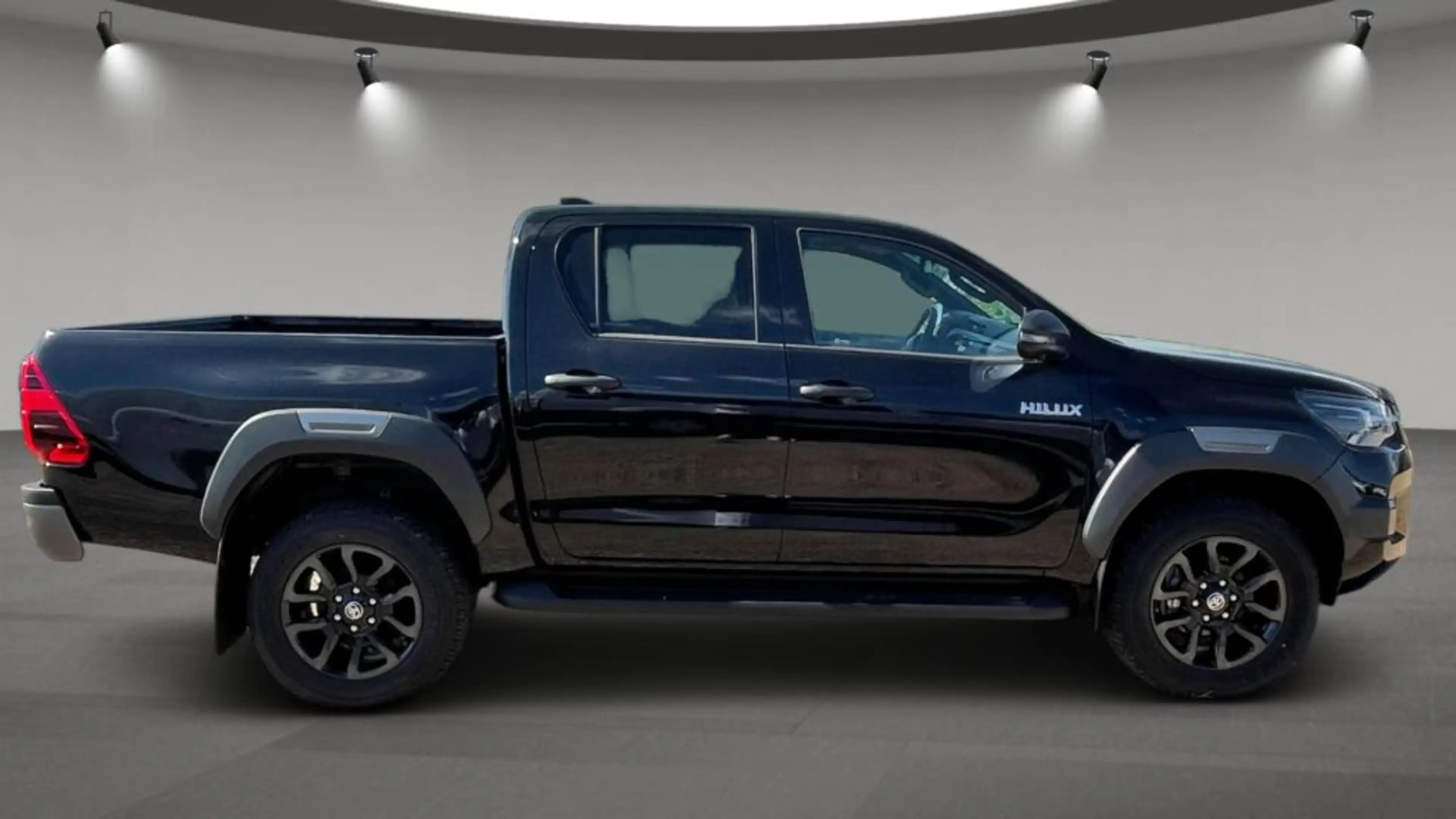 Toyota Hilux 4x4 Double Cab MHEV Autm. Invincible (AN1P) — photo 2