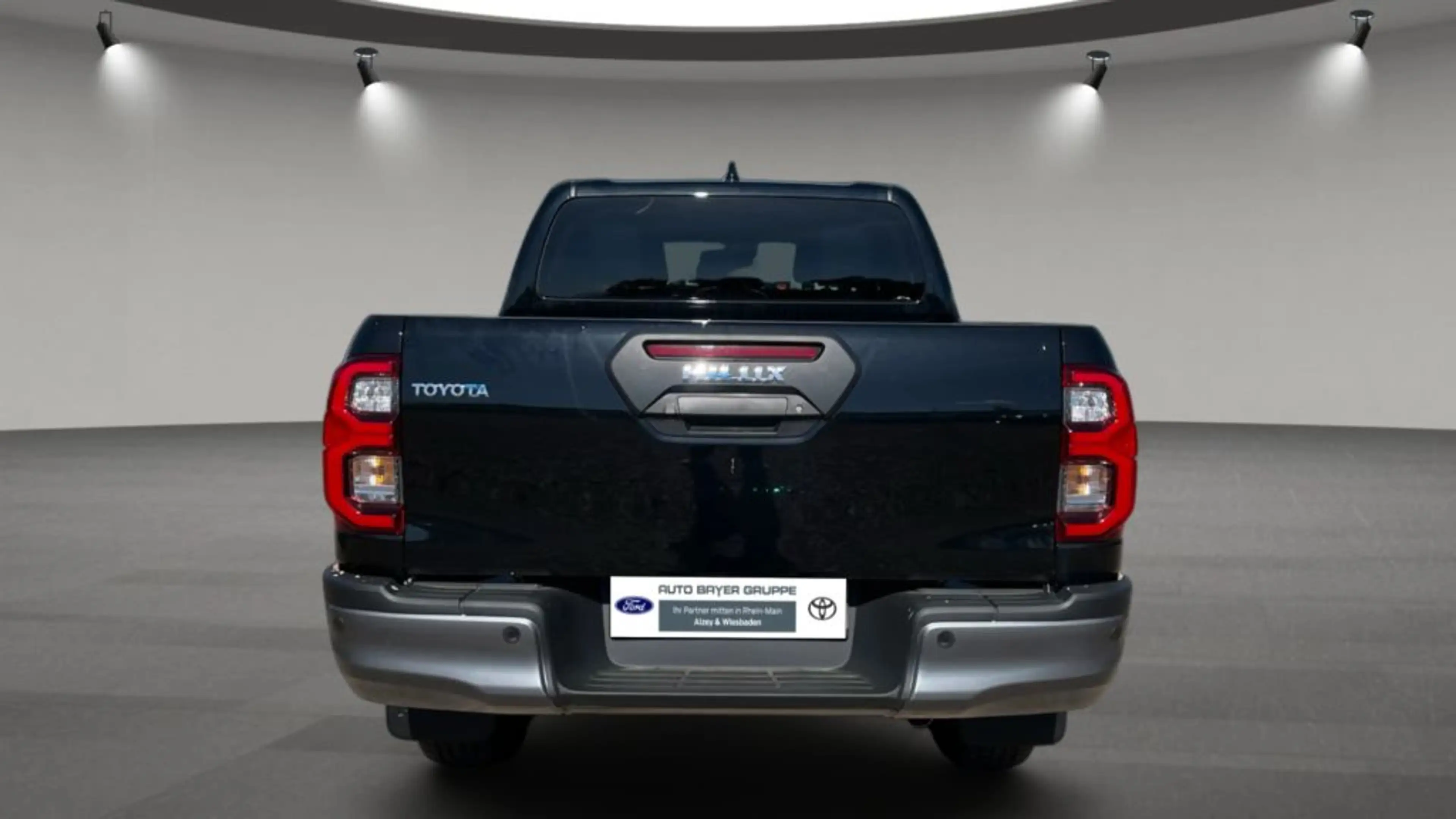Toyota Hilux 4x4 Double Cab MHEV Autm. Invincible (AN1P) — photo 4