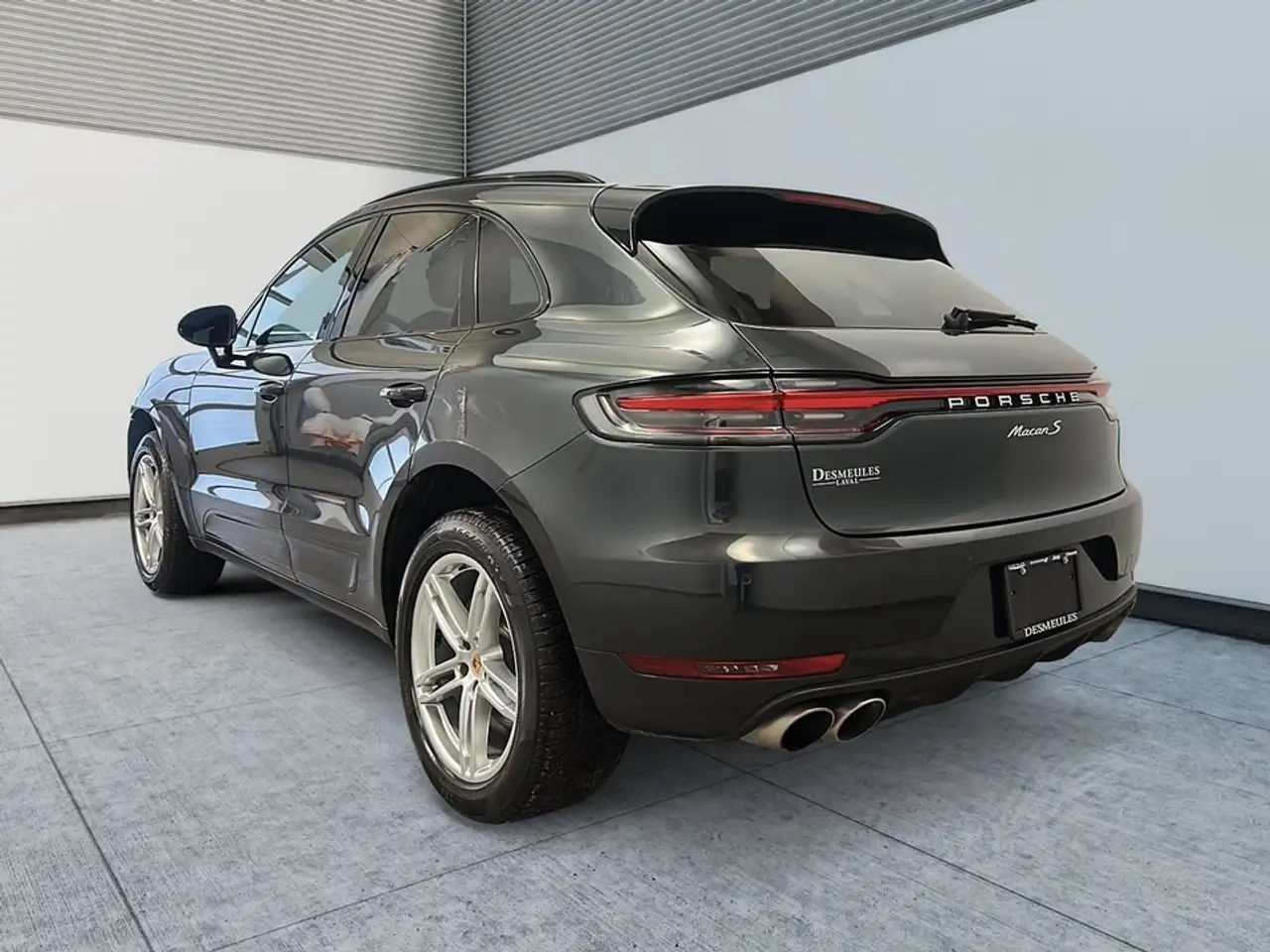 Porsche Macan снимка Porsche Macan